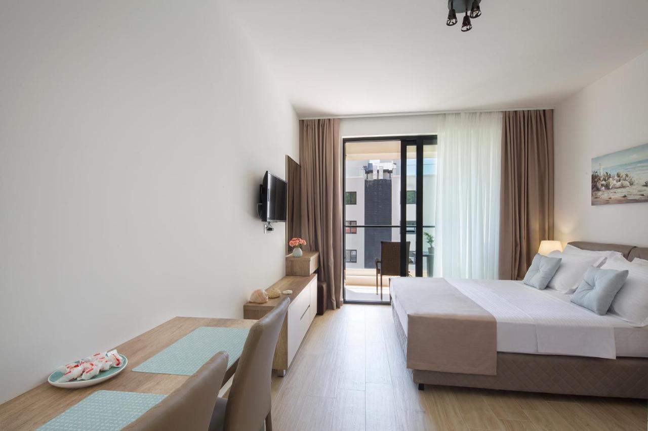 Djuro Rafailovic Apartment